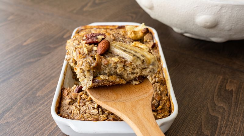 Banana Bread Baked Oatmeal
